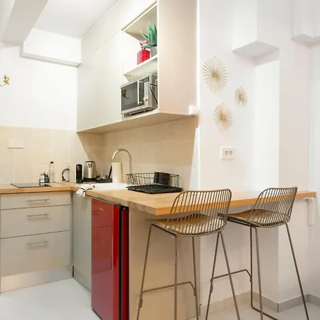 Ototo Stylish Living At Afentouli 2b *