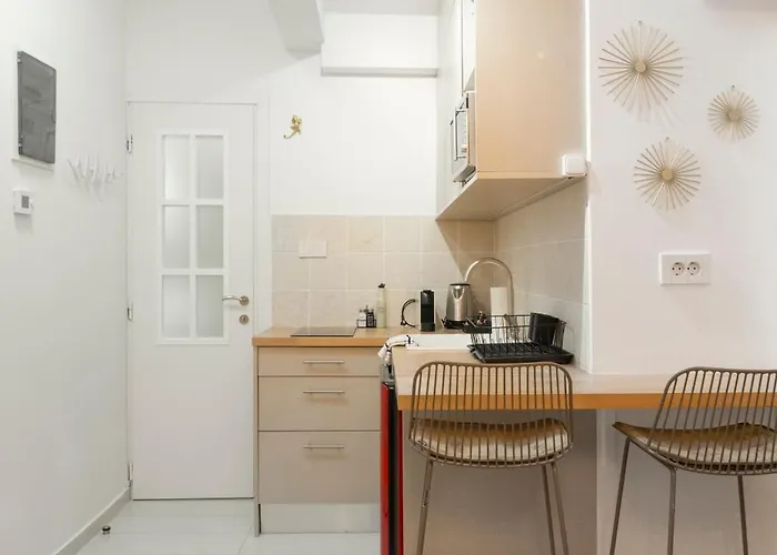 Ototo Stylish Living At Afentouli 2b *
